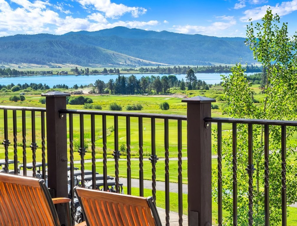 Donnelly, Idaho, 83615, United States, 2 Bedrooms Bedrooms, ,2 BathroomsBathrooms,Residential,Forsale,1946198