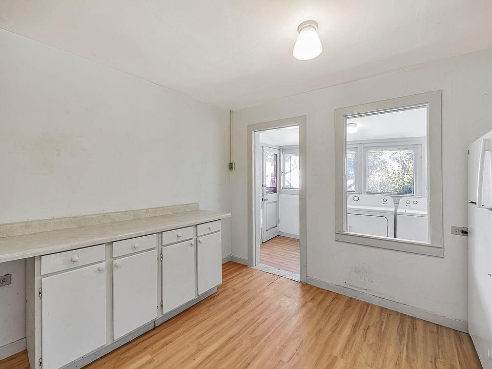 Sebastopol, California, 95472, United States, 2 Bedrooms Bedrooms, ,1 BathroomBathrooms,Residential,Forsale,1934065