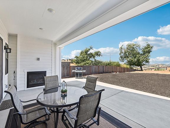 Santa Rosa, California, 95403, United States, 3 Bedrooms Bedrooms, ,3 BathroomsBathrooms,Residential,Forsale,1934066