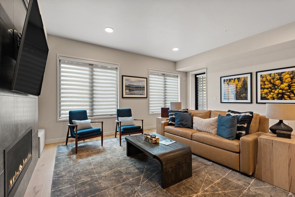 Donnelly, Idaho, 83615, United States, 1 Bedroom Bedrooms, ,1.5 BathroomsBathrooms,Residential,Forsale,1946199