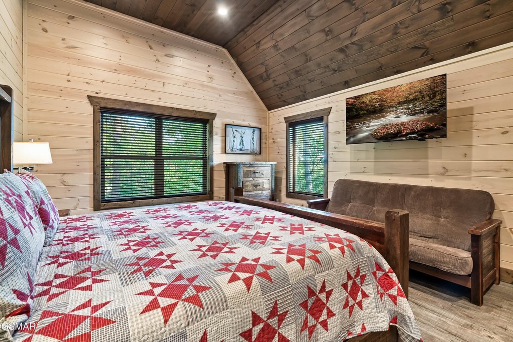 Pigeon Forge, Tennessee, 37862, United States, 4 Bedrooms Bedrooms, ,4.5 BathroomsBathrooms,Residential,Forsale,1971886