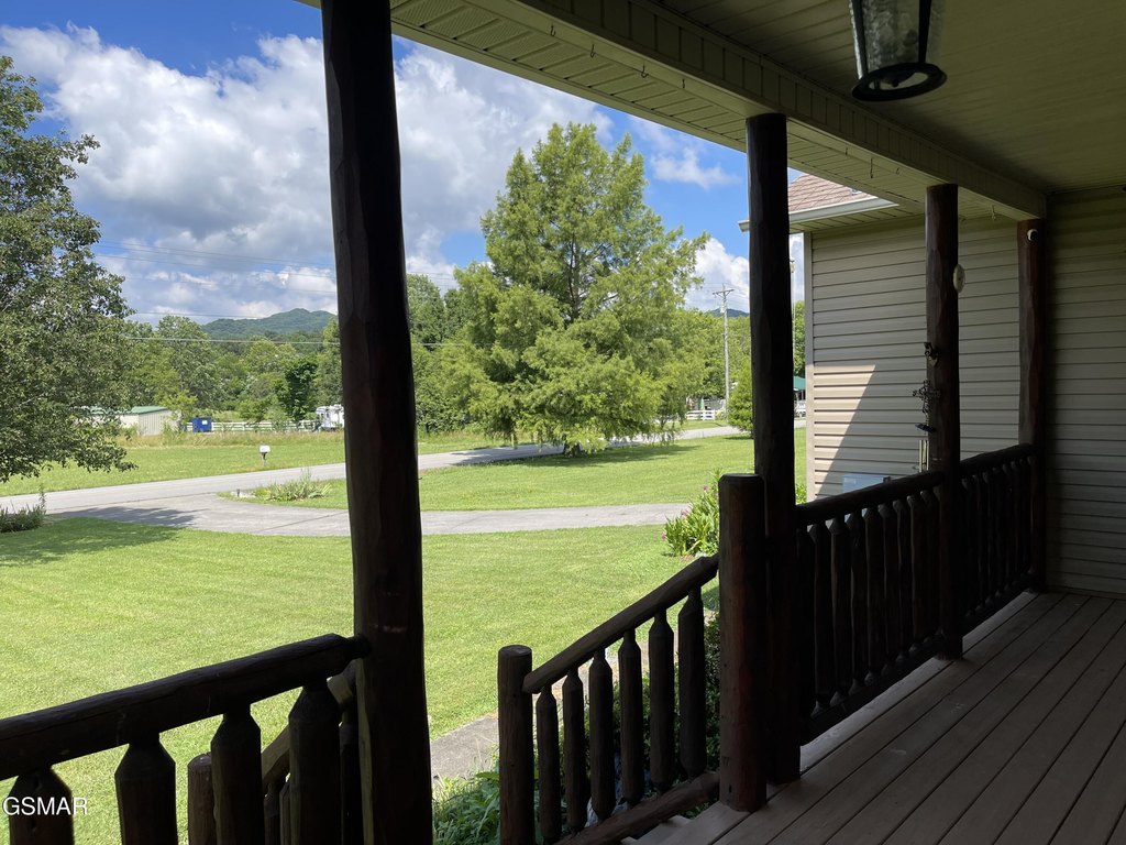 Sevierville, Tennessee, 37862, United States, 3 Bedrooms Bedrooms, ,2 BathroomsBathrooms,Residential,Forsale,1910215