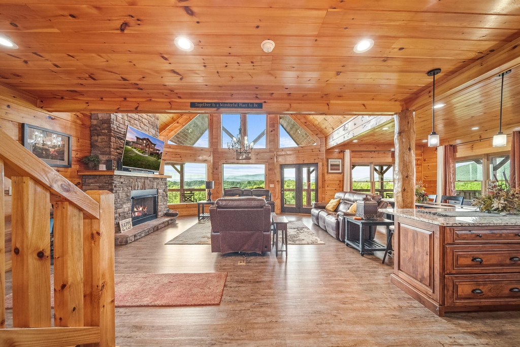 Sevierville, Tennessee, 37876, United States, 4 Bedrooms Bedrooms, ,5.5 BathroomsBathrooms,Residential,Forsale,1999451