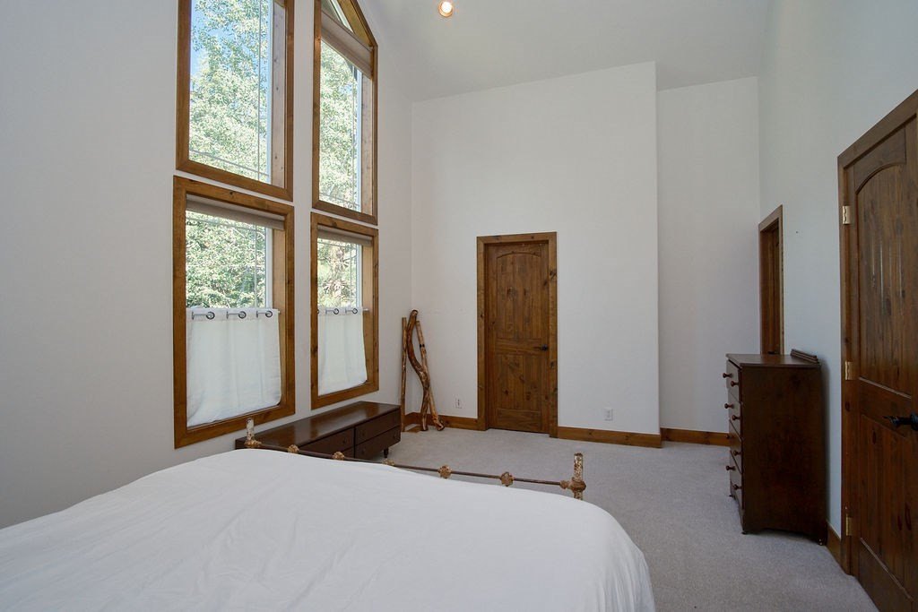 McCall, Idaho, 83638, United States, 4 Bedrooms Bedrooms, ,2 BathroomsBathrooms,Residential,Forsale,1946177