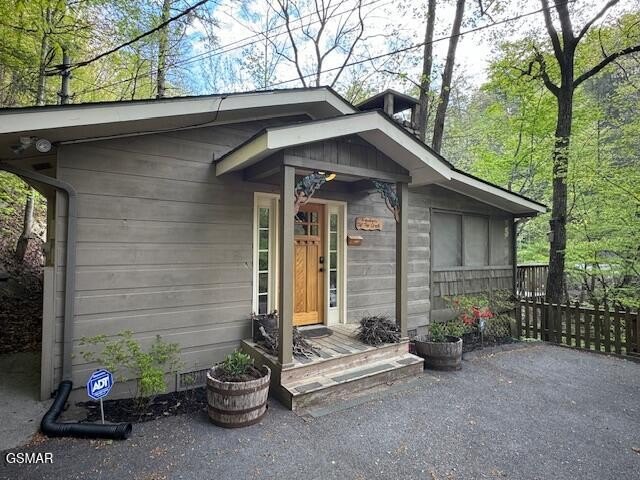 Sevierville, Tennessee, 37862, United States, 3 Bedrooms Bedrooms, ,2 BathroomsBathrooms,Residential,Forsale,1971862