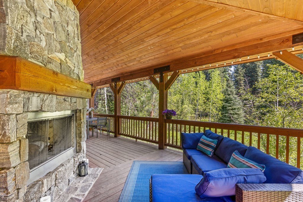 Donnelly, Idaho, 83615, United States, 3 Bedrooms Bedrooms, ,3 BathroomsBathrooms,Residential,Forsale,1889373