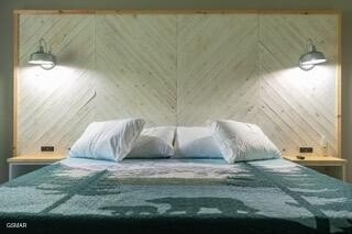 Gatlinburg, Tennessee, 37738, United States, 4 Bedrooms Bedrooms, ,3 BathroomsBathrooms,Residential,Forsale,1893794