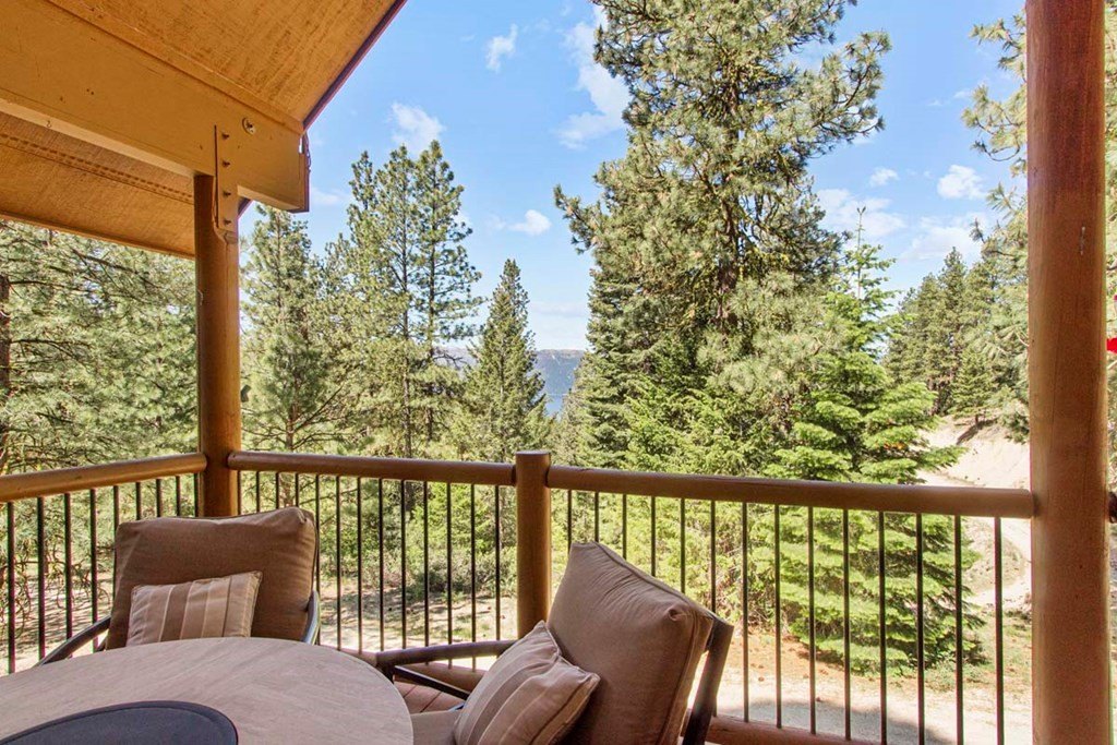 Cascade, Idaho, 83611, United States, 3 Bedrooms Bedrooms, ,2.5 BathroomsBathrooms,Residential,Forsale,1889403