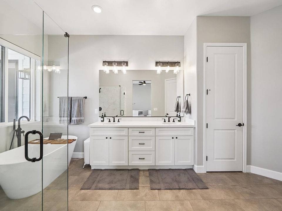 Santa Rosa, California, 95403, United States, 3 Bedrooms Bedrooms, ,3 BathroomsBathrooms,Residential,Forsale,1934066