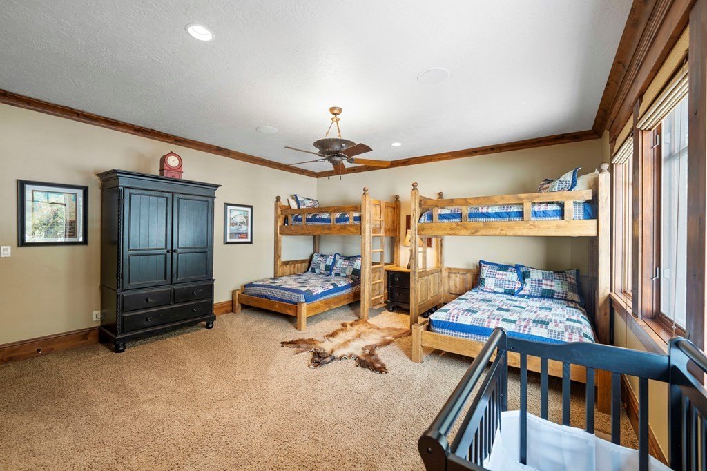 Donnelly, Idaho, 83615, United States, 4 Bedrooms Bedrooms, ,Residential,Forsale,1889372