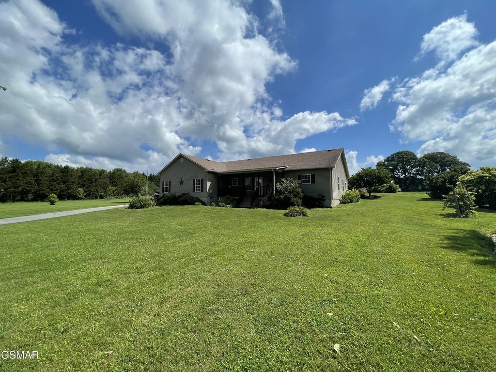 Sevierville, Tennessee, 37862, United States, 3 Bedrooms Bedrooms, ,2 BathroomsBathrooms,Residential,Forsale,1910215