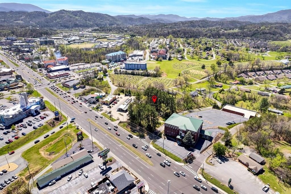 Pigeon Forge, Tennessee, 37863, United States, ,Commercial,Forsale,1893700