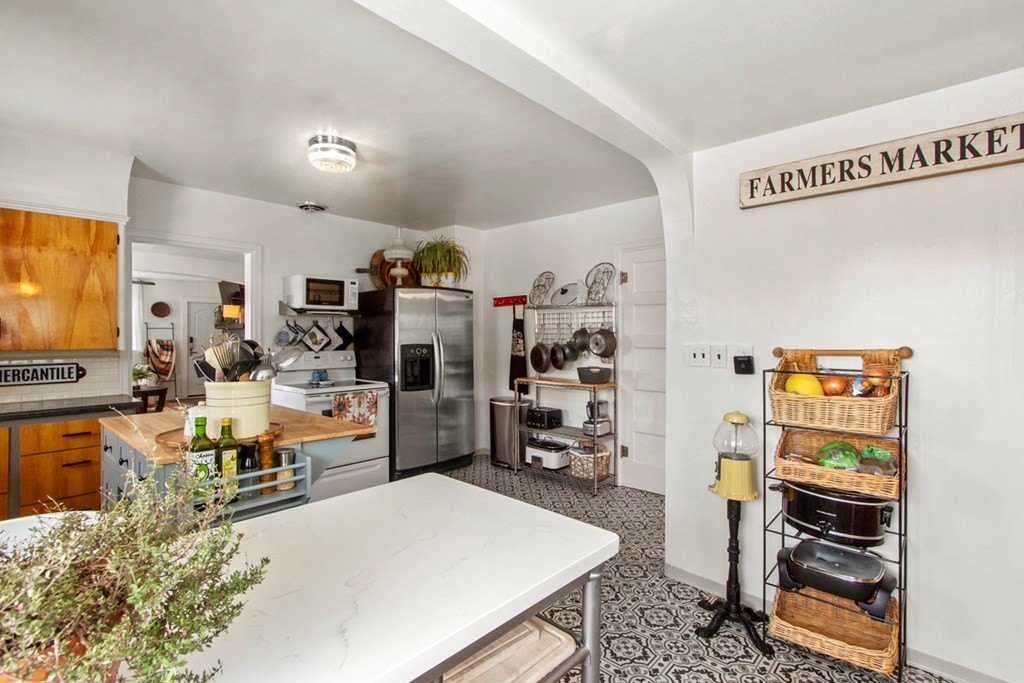 Cascade, Idaho, 83611, United States, 3 Bedrooms Bedrooms, ,2 BathroomsBathrooms,Residential,Forsale,1889400