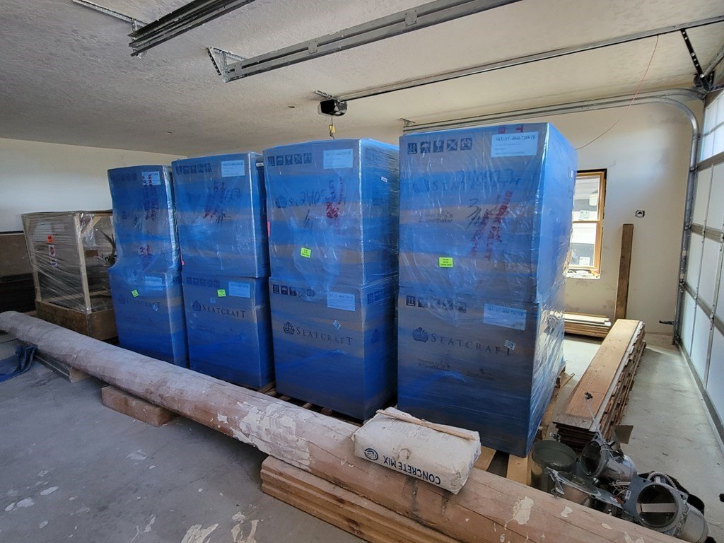 Cascade, Idaho, 83611, United States, 8 Bedrooms Bedrooms, ,9 BathroomsBathrooms,Residential,Forsale,1946149