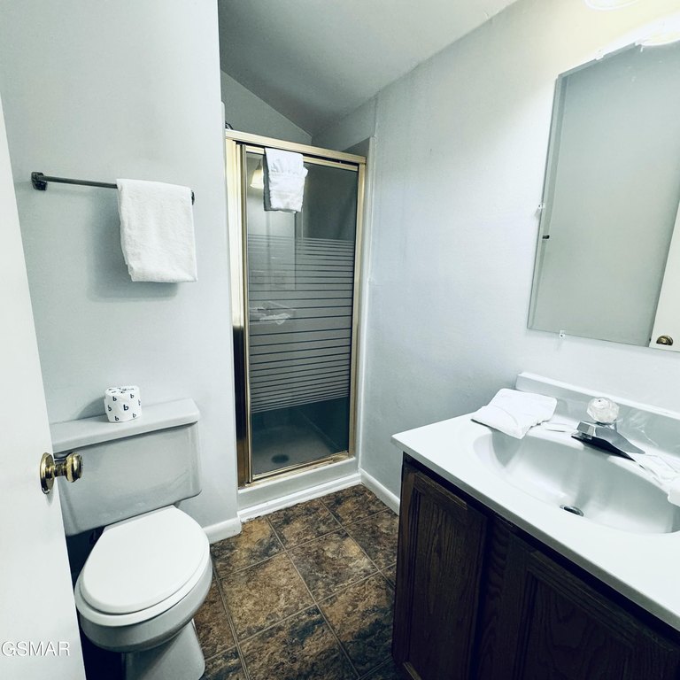 Gatlinburg, Tennessee, 37738, United States, 2 Bedrooms Bedrooms, ,3 BathroomsBathrooms,Residential,Forsale,1893779