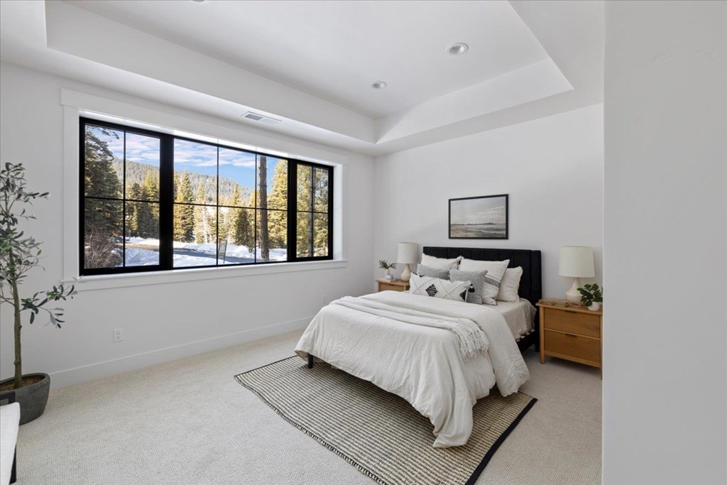 Donnelly, Idaho, 83615, United States, 4 Bedrooms Bedrooms, ,3.5 BathroomsBathrooms,Residential,Forsale,1946171