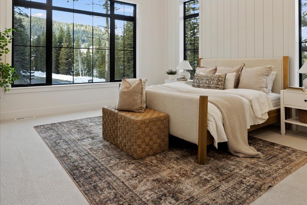 Donnelly, Idaho, 83615, United States, 4 Bedrooms Bedrooms, ,3.5 BathroomsBathrooms,Residential,Forsale,1946171