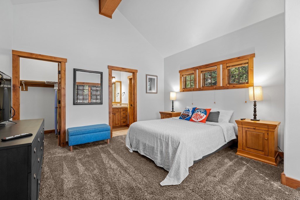 Donnelly, Idaho, 83615, United States, 2 Bedrooms Bedrooms, ,Residential,Forsale,1946201