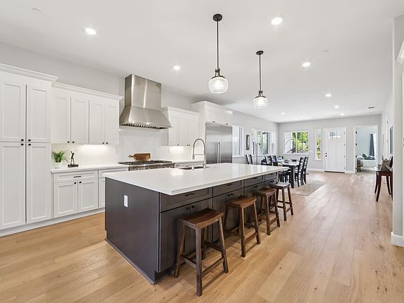 Santa Rosa, California, 95403, United States, 3 Bedrooms Bedrooms, ,3 BathroomsBathrooms,Residential,Forsale,1934066