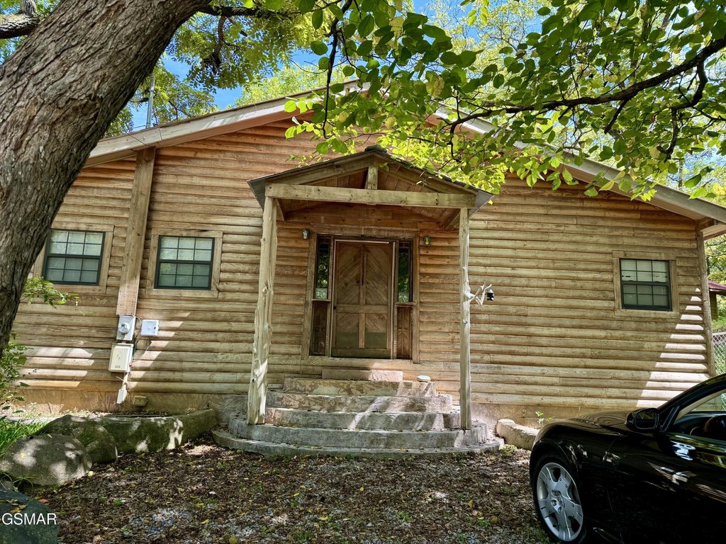 Sevierville, Tennessee, 37876, United States, ,Commercial,Forsale,1893729