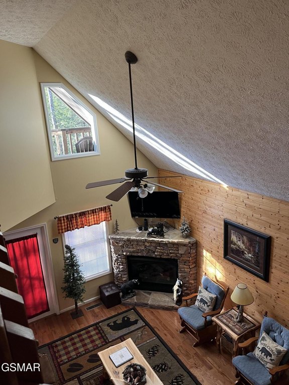 Pigeon Forge, Tennessee, 37863, United States, 4 Bedrooms Bedrooms, ,3 BathroomsBathrooms,Residential,Forsale,1910222