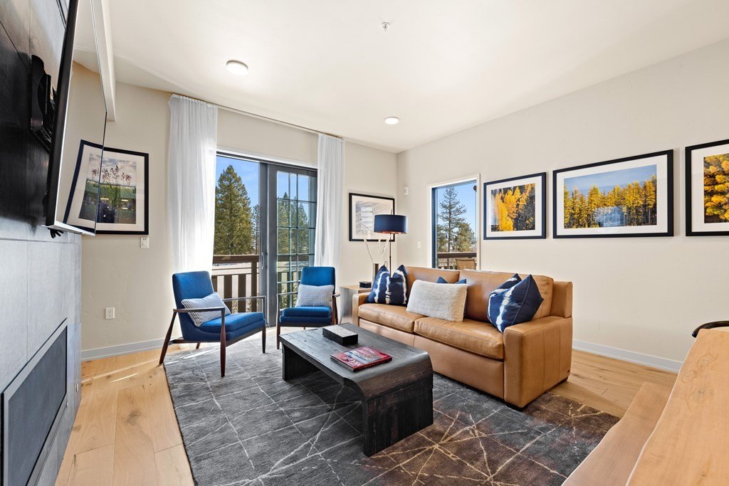 Donnelly, Idaho, 83615, United States, 2 Bedrooms Bedrooms, ,2 BathroomsBathrooms,Residential,Forsale,1889378