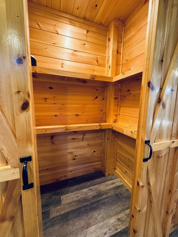 Sevierville, Tennessee, 37876, United States, 3 Bedrooms Bedrooms, ,3.5 BathroomsBathrooms,Residential,Forsale,1942465