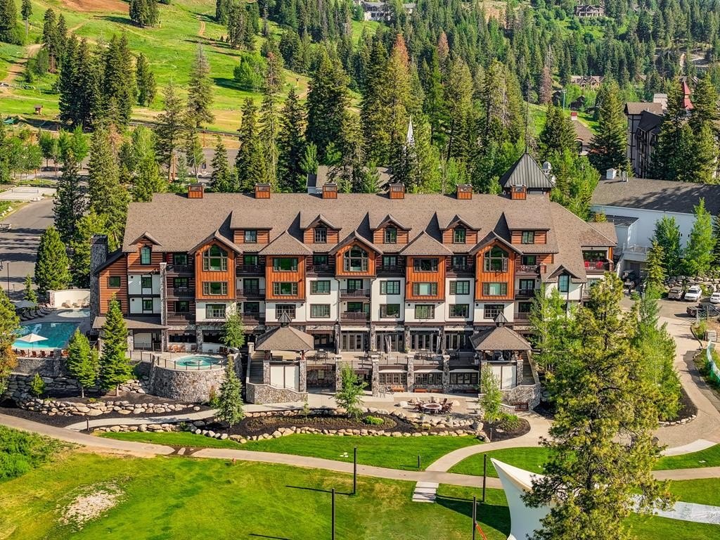 Donnelly, Idaho, 83615, United States, 2 Bedrooms Bedrooms, ,Residential,Forsale,1889380