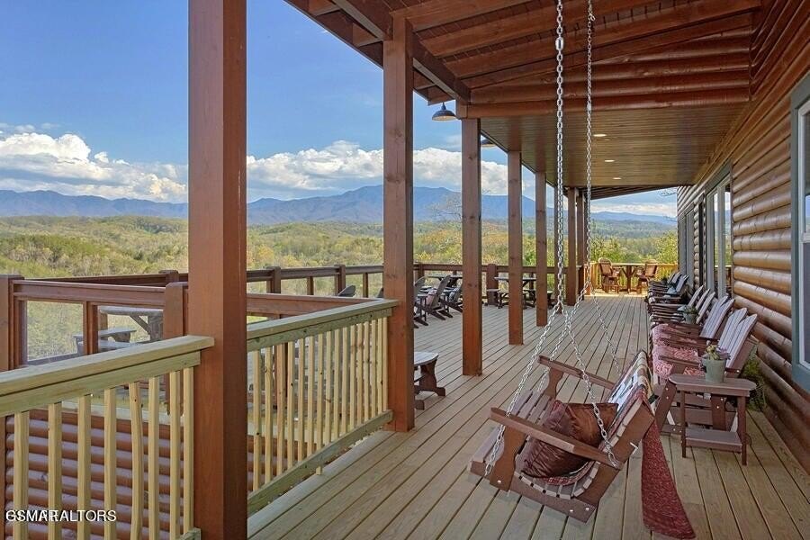 Sevierville, Tennessee, 37876, United States, 18 Bedrooms Bedrooms, ,18.5 BathroomsBathrooms,Residential,Forsale,1893787