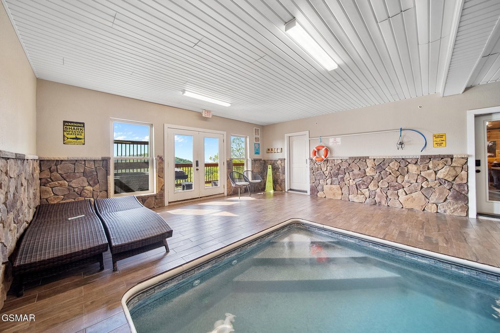 Pigeon Forge, Tennessee, 37863, United States, 12 Bedrooms Bedrooms, ,14 BathroomsBathrooms,Residential,Forsale,1942432