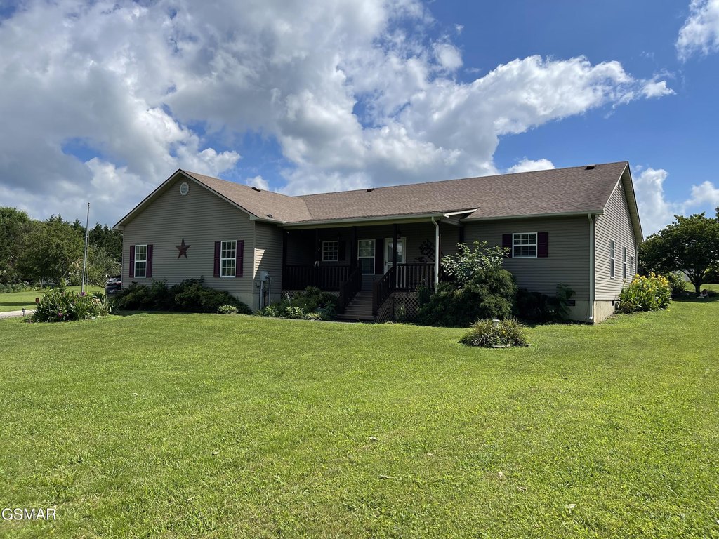 Sevierville, Tennessee, 37862, United States, 3 Bedrooms Bedrooms, ,2 BathroomsBathrooms,Residential,Forsale,1910215