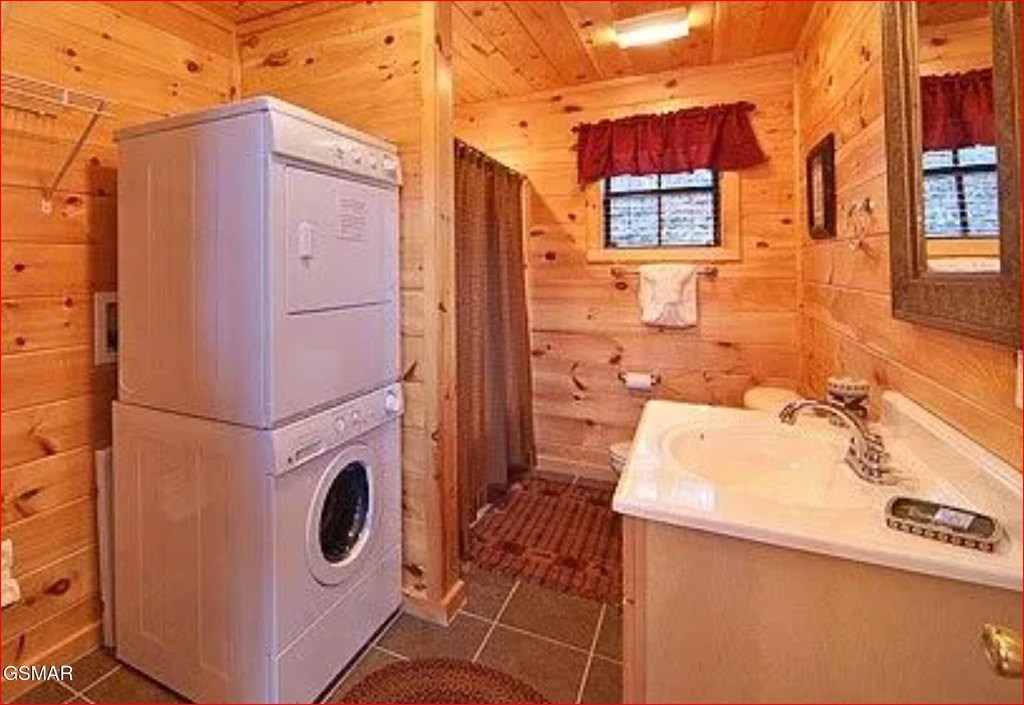 Pigeon Forge, Tennessee, 37863, United States, 1 Bedroom Bedrooms, ,2 BathroomsBathrooms,Residential,Forsale,1893744