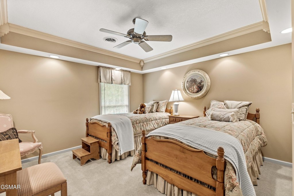 Pigeon Forge, Tennessee, 37863, United States, 4 Bedrooms Bedrooms, ,3.5 BathroomsBathrooms,Residential,Forsale,1893701