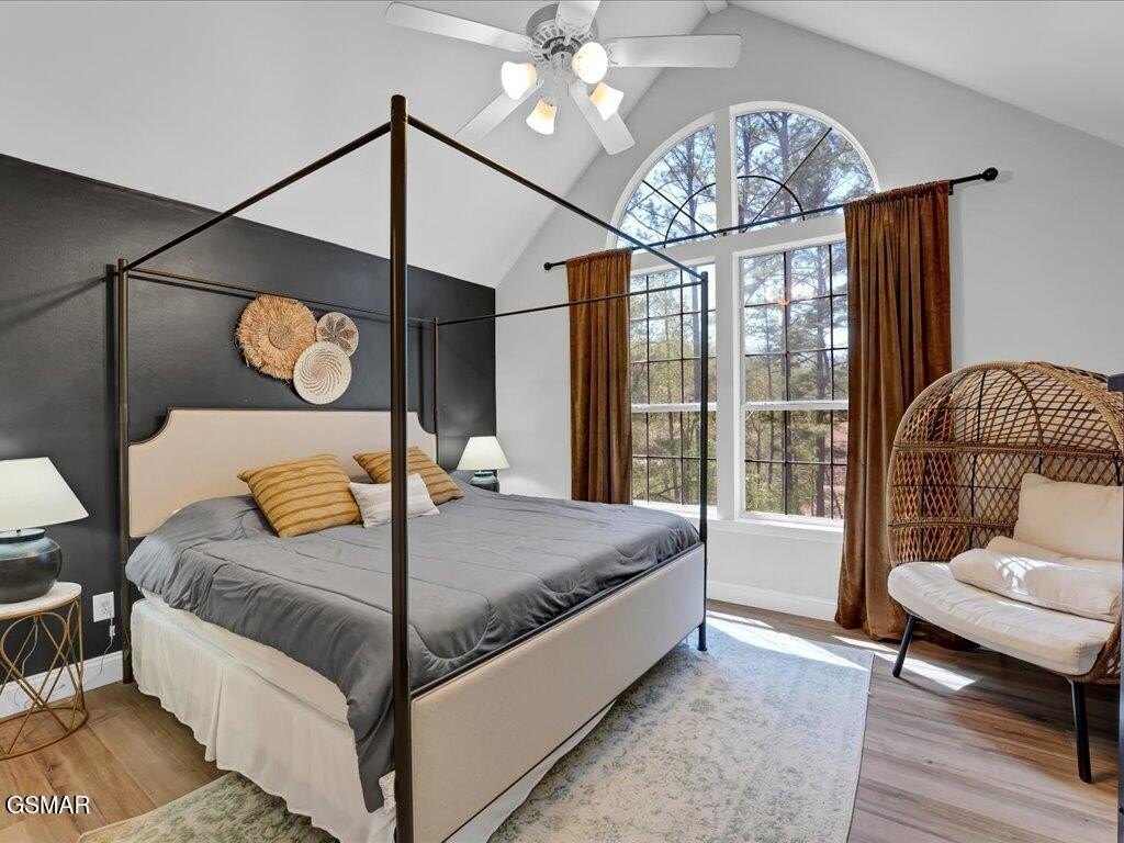 Gatlinburg, Tennessee, 37738, United States, 3 Bedrooms Bedrooms, ,2.5 BathroomsBathrooms,Residential,Forsale,1893703