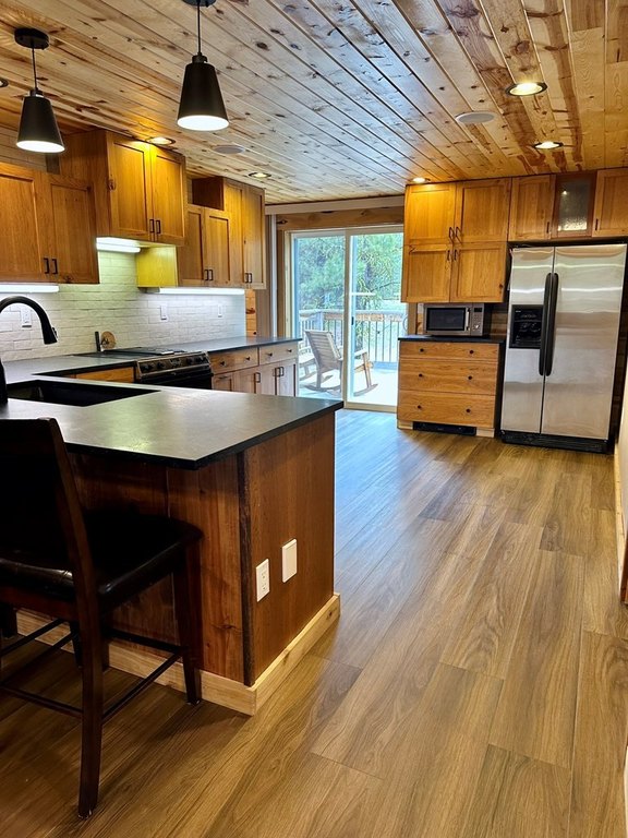 Cascade, Idaho, 83611, United States, 3 Bedrooms Bedrooms, ,1.5 BathroomsBathrooms,Residential,Forsale,1946148