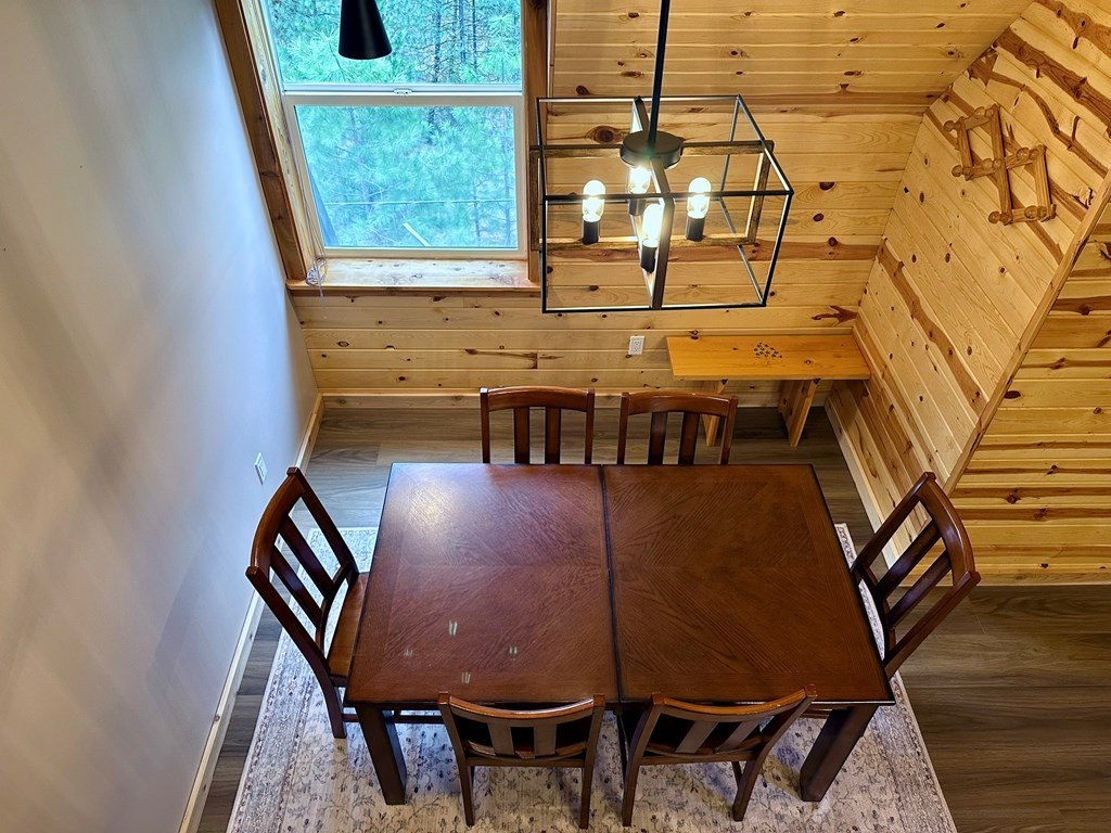 Cascade, Idaho, 83611, United States, 3 Bedrooms Bedrooms, ,1.5 BathroomsBathrooms,Residential,Forsale,1946148