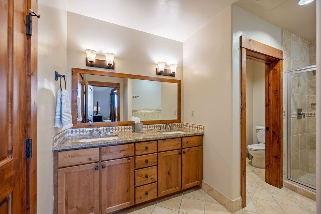 Donnelly, Idaho, 83615, United States, 2 Bedrooms Bedrooms, ,2 BathroomsBathrooms,Residential,Forsale,1946166