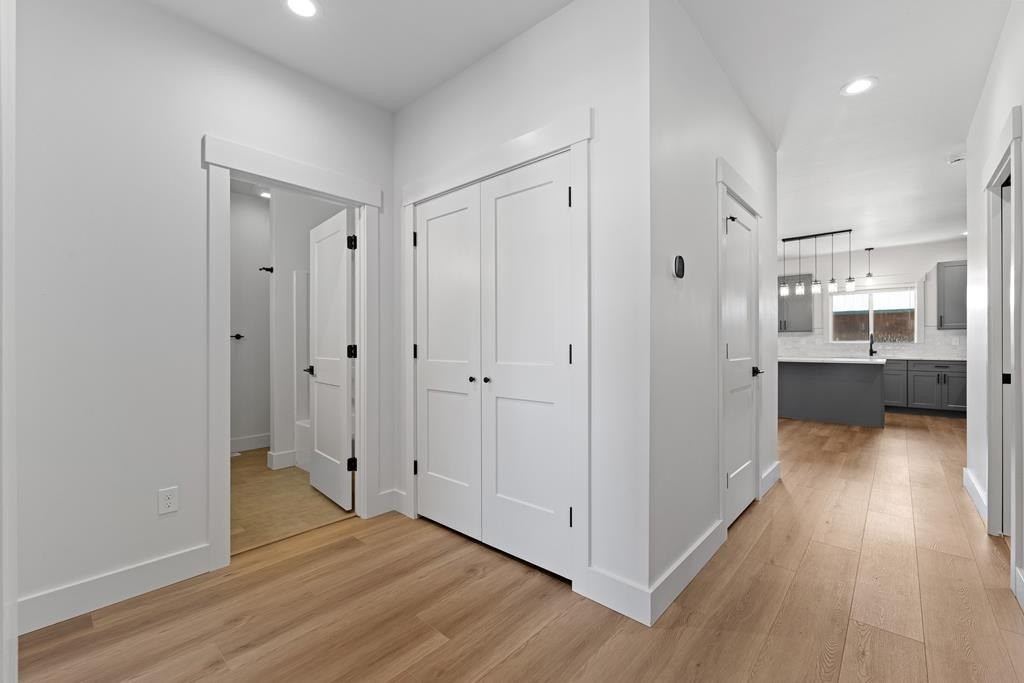 McCall, Idaho, 83638, United States, 4 Bedrooms Bedrooms, ,3 BathroomsBathrooms,Residential,Forsale,1889375