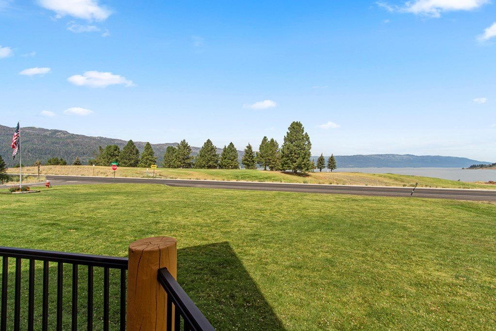 Cascade, Idaho, 83611, United States, 3 Bedrooms Bedrooms, ,2.5 BathroomsBathrooms,Residential,Forsale,1946191