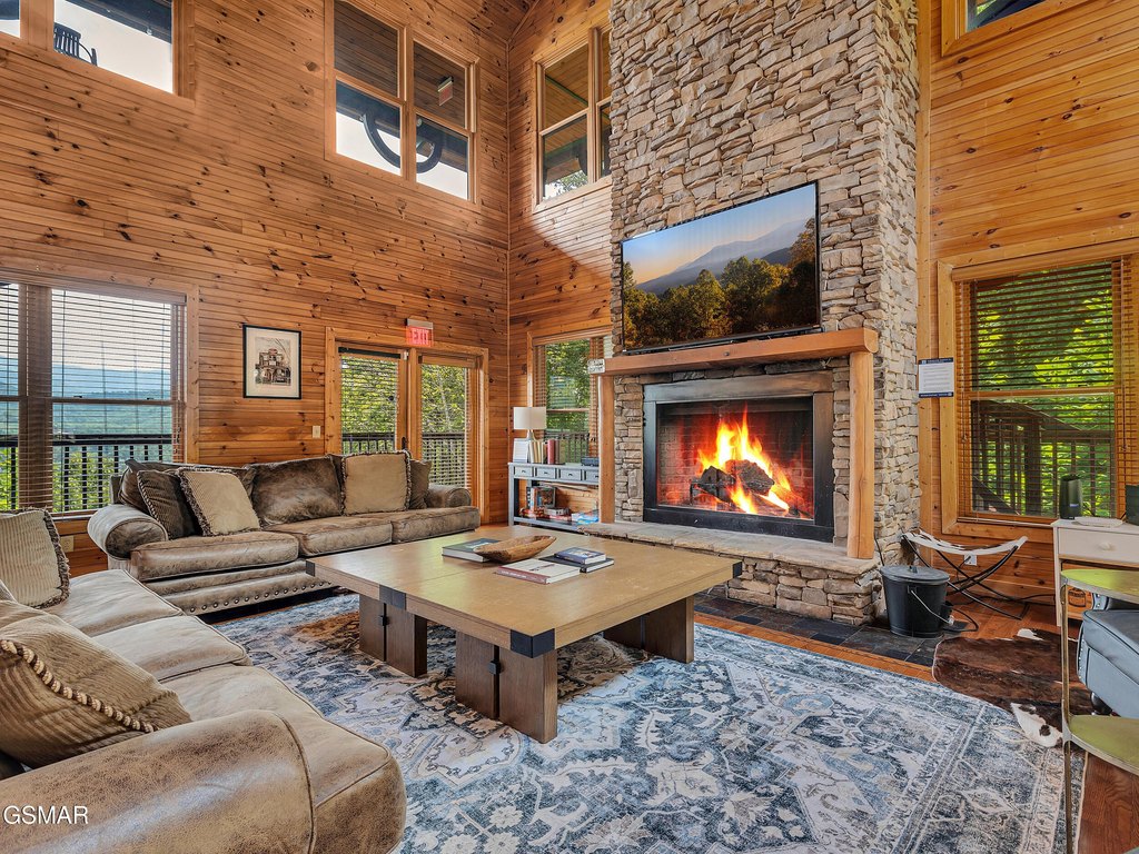 Gatlinburg, Tennessee, 37738, United States, 8 Bedrooms Bedrooms, ,8.5 BathroomsBathrooms,Residential,Forsale,1942454