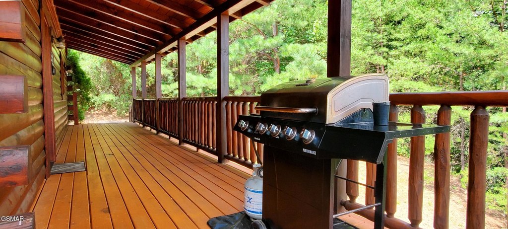 Sevierville, Tennessee, 37862, United States, 3 Bedrooms Bedrooms, ,3 BathroomsBathrooms,Residential,Forsale,1942441