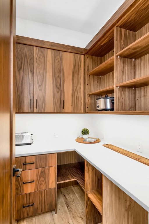 Donnelly, Idaho, 83615, United States, 4 Bedrooms Bedrooms, ,4 BathroomsBathrooms,Residential,Forsale,1996713