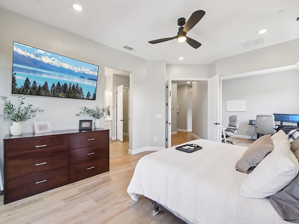 Santa Rosa, California, 95403, United States, 3 Bedrooms Bedrooms, ,3 BathroomsBathrooms,Residential,Forsale,1934066