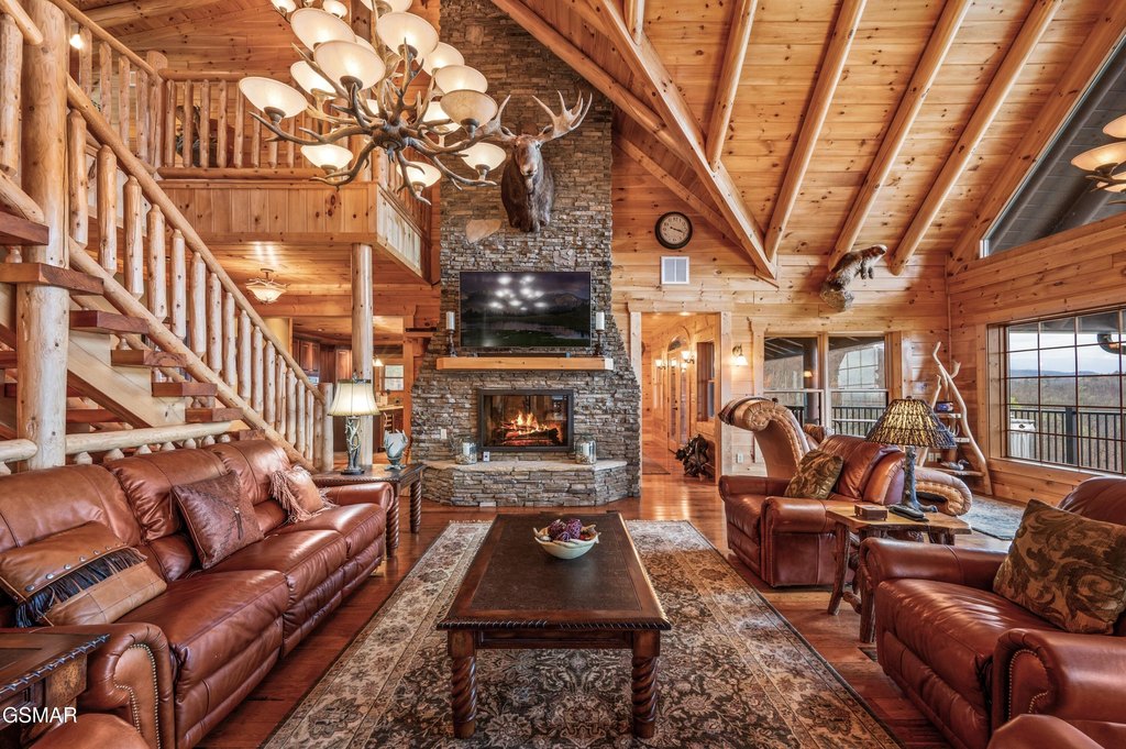 Sevierville, Tennessee, 37862, United States, 3 Bedrooms Bedrooms, ,6.5 BathroomsBathrooms,Residential,Forsale,1952784