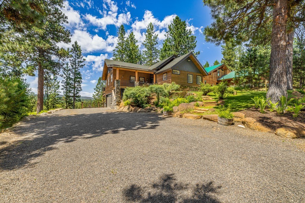 McCall, Idaho, 83638, United States, 3 Bedrooms Bedrooms, ,3 BathroomsBathrooms,Residential,Forsale,1946176