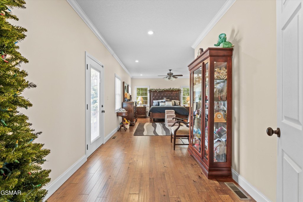 Sevierville, Tennessee, 37876, United States, 4 Bedrooms Bedrooms, ,3 BathroomsBathrooms,Residential,Forsale,1942460