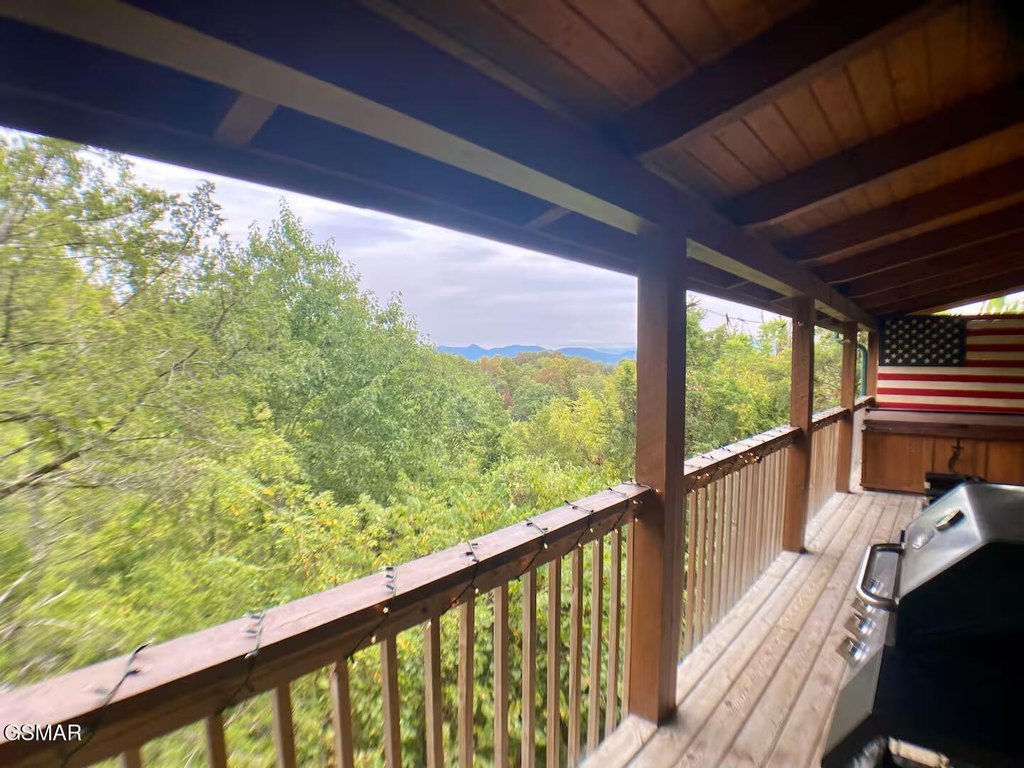 Sevierville, Tennessee, 37876, United States, 3 Bedrooms Bedrooms, ,2.5 BathroomsBathrooms,Residential,Forsale,1942425