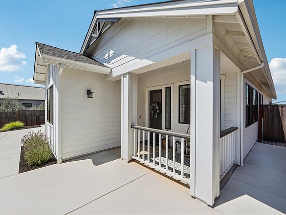 Santa Rosa, California, 95403, United States, 3 Bedrooms Bedrooms, ,3 BathroomsBathrooms,Residential,Forsale,1934066