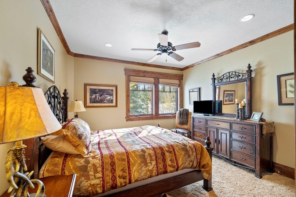 Donnelly, Idaho, 83615, United States, 4 Bedrooms Bedrooms, ,Residential,Forsale,1889372