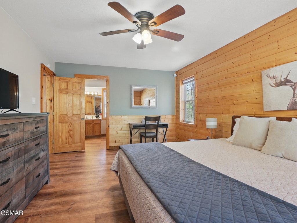 Sevierville, Tennessee, 37862, United States, 4 Bedrooms Bedrooms, ,4 BathroomsBathrooms,Residential,Forsale,1942455